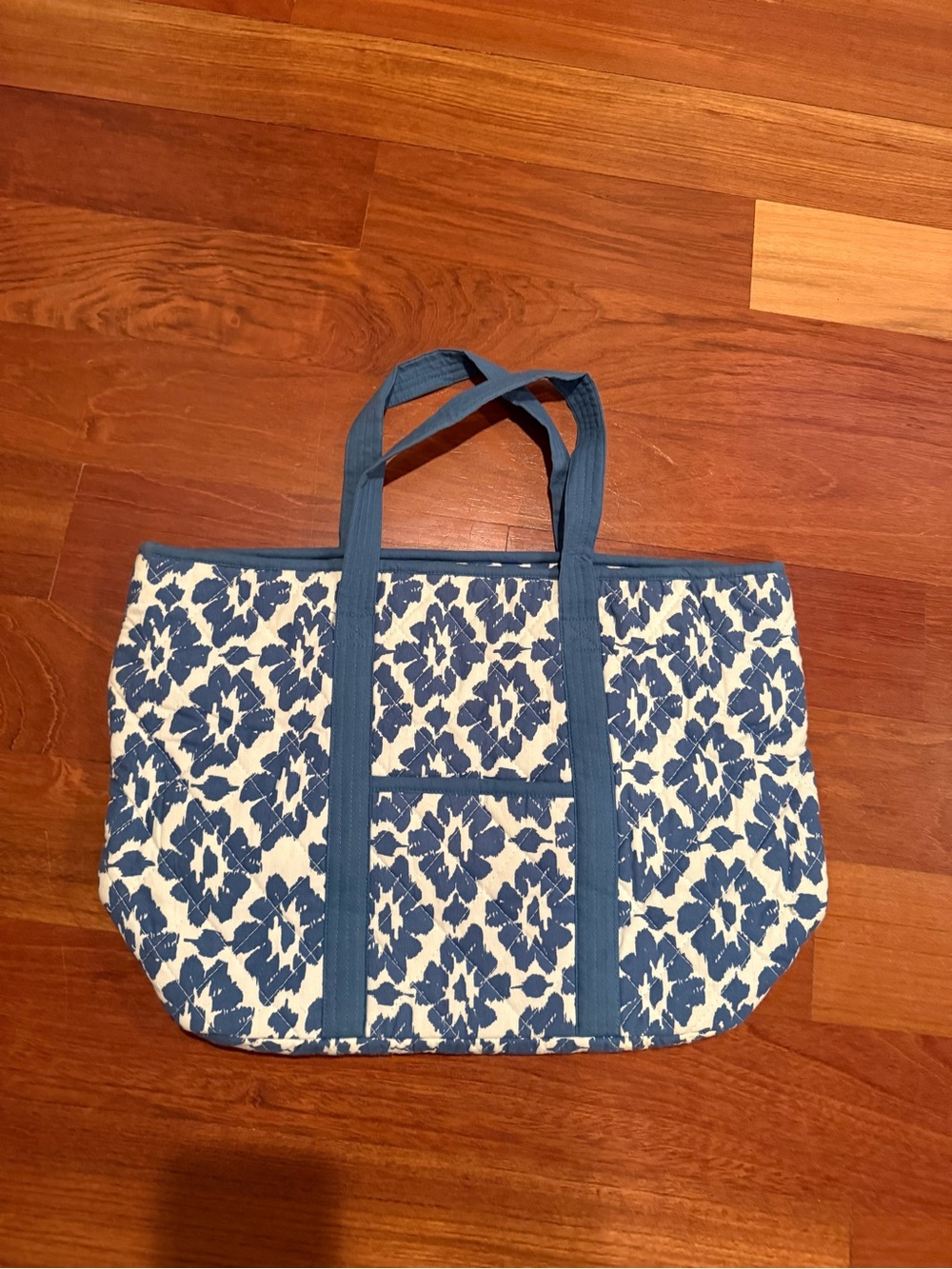 Pomegranate Blue and White Floral Tote Bag - Quilted Carryall